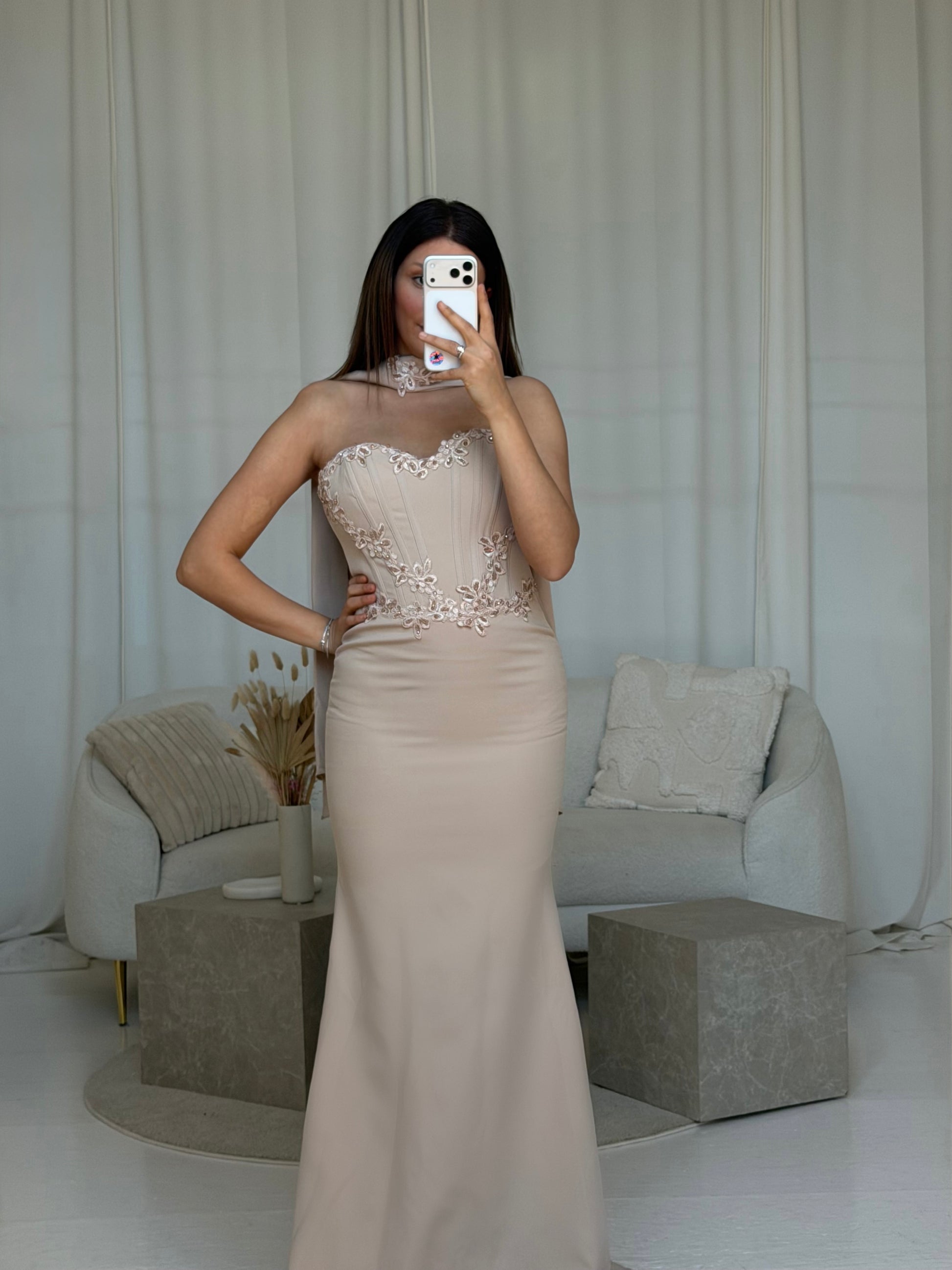 ELENORA BEIGE