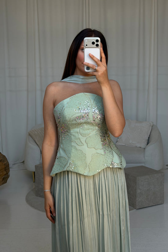 ELENA TURKUAZ
