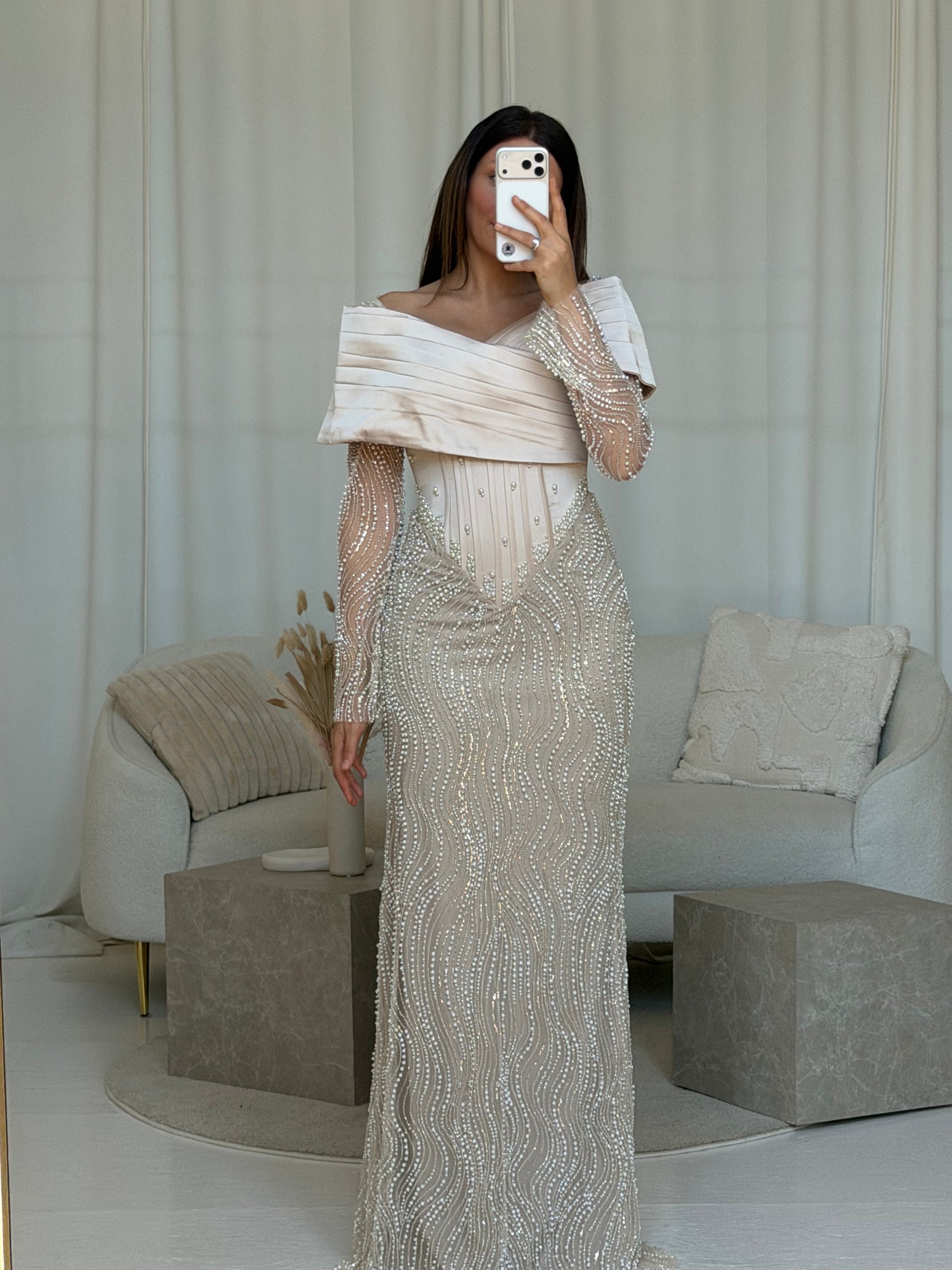 VELORIA BEIGE