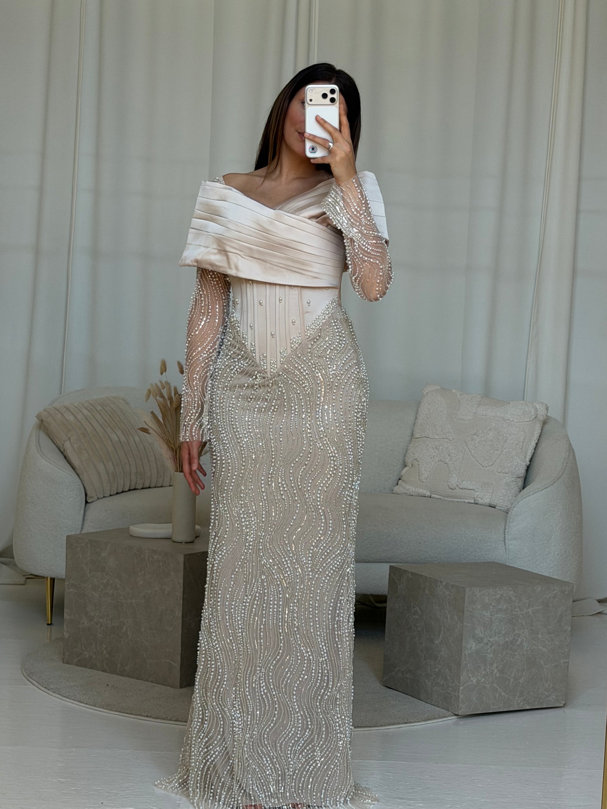 VELORIA BEIGE