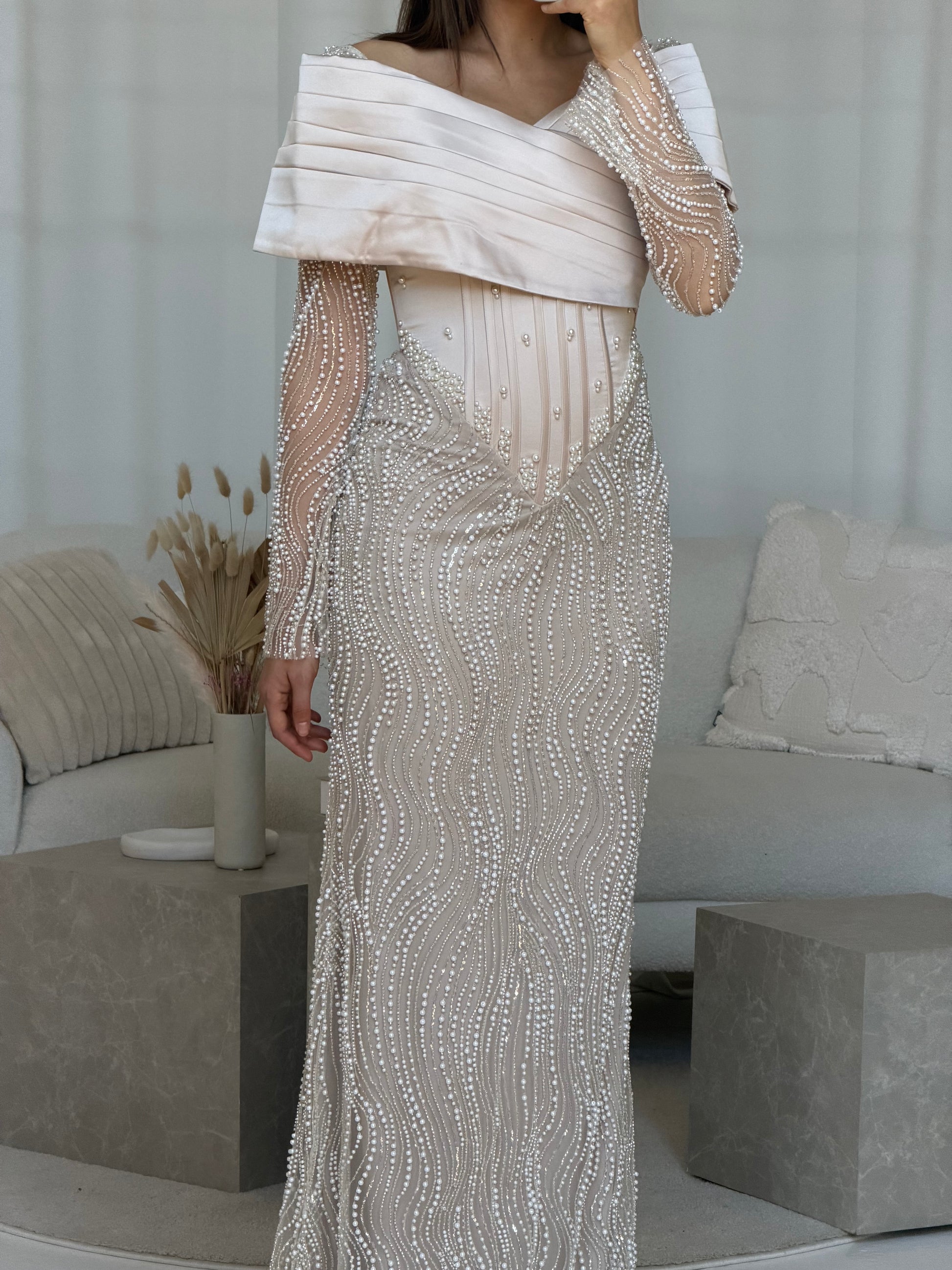 VELORIA BEIGE
