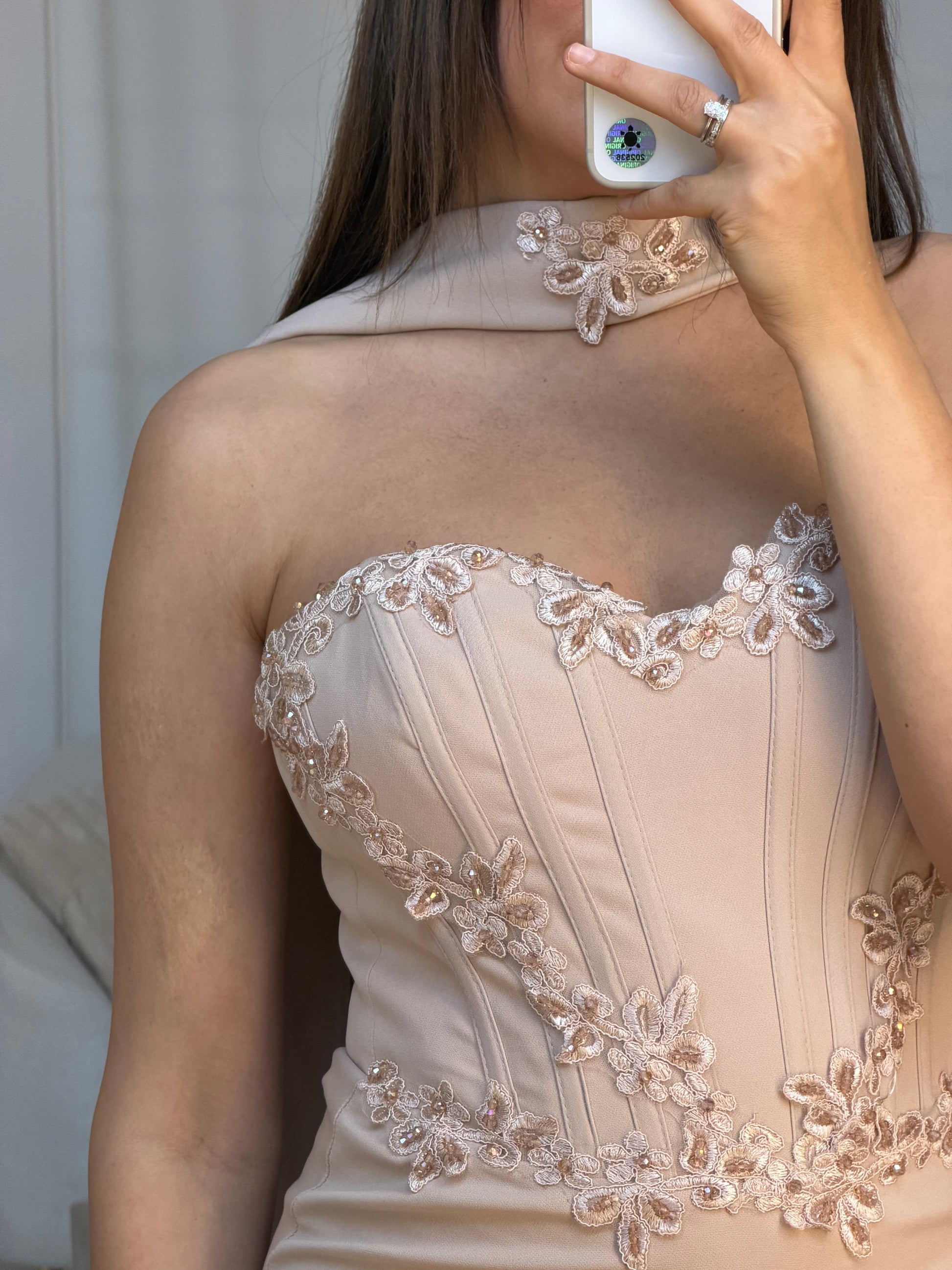 ELENORA BEIGE